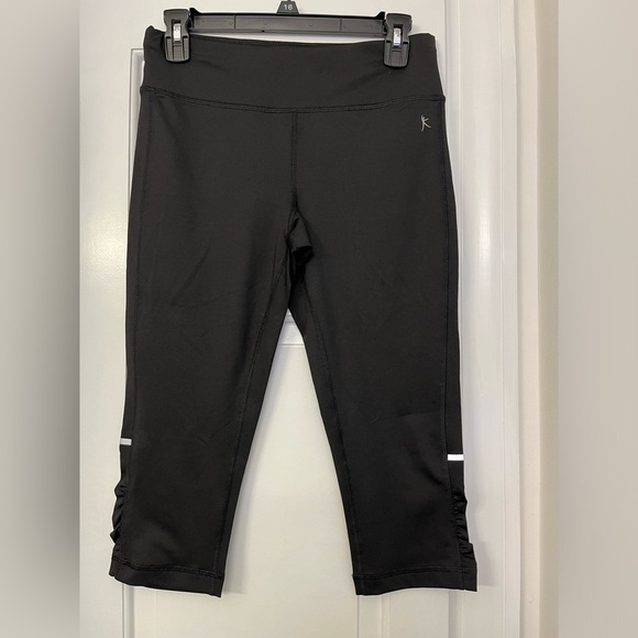 Dansko Now•2 PAIRS, Fitted Activewear Capri Leggings Black Pink Women’s Size S - Picture 5 of 16